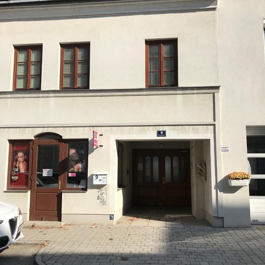 Lg Tiny Διαμέρισμα Korneuburg Εξωτερικό φωτογραφία